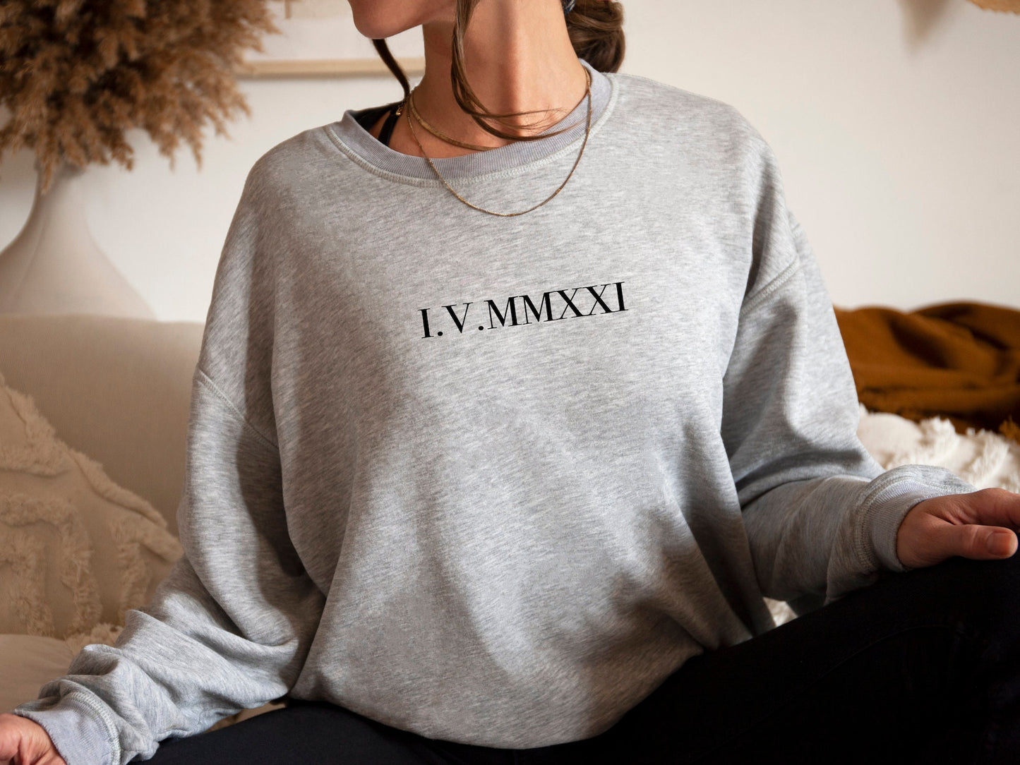 Personalised Embroidered Roman Numerals Sweatshirt / Anniversary Sweatshirt / Wedding Date Nostalgic Unisex Jumper