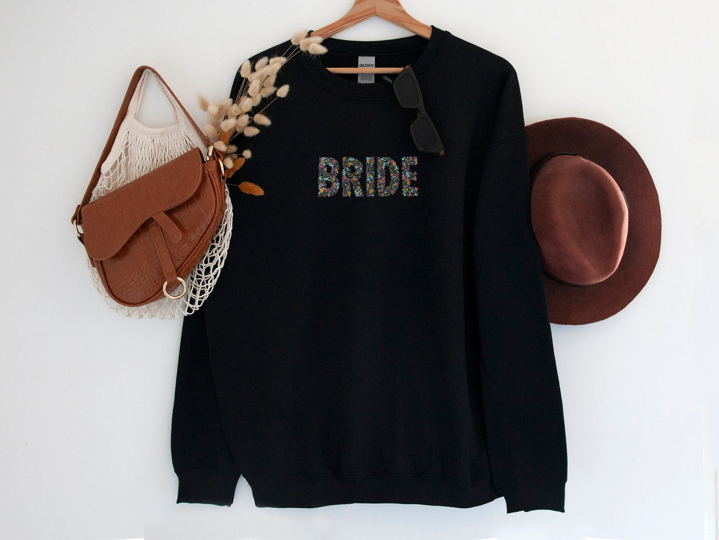 Floral Embroidered Bride Sweatshirt / Floral Bridal Sweatshirt / Bride To Be Nostalgic Unisex Jumper / Hen Night