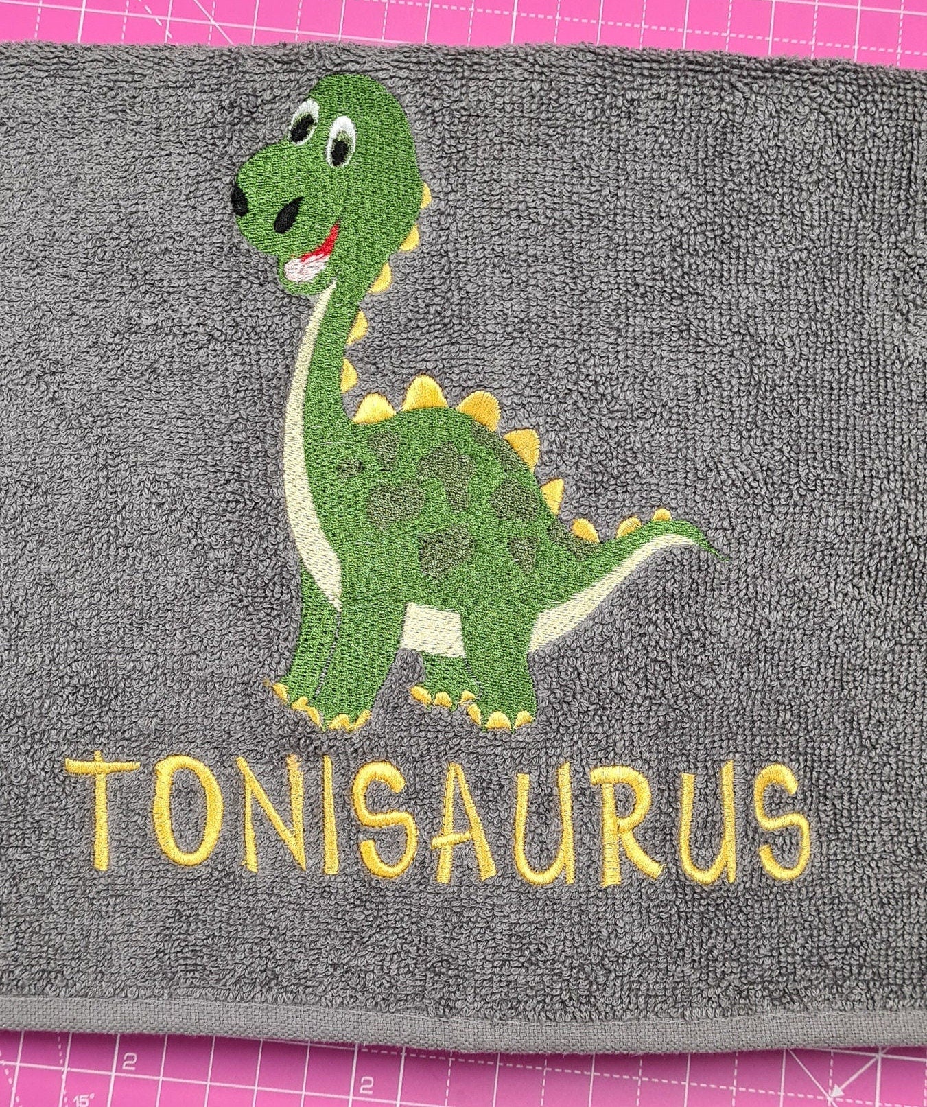 Personalised Dinosaur Towel / Childrens Dinosaur Gift / Personalised Hand Bath Towel Sheet / Childrens Bath Towel / Bath Time Gift New Baby