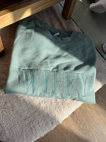 Wifey embroidered sweatshirt jumper, personalised bridal gift, Engagement Gift, Unique Bridal Shower Gift, Future Mrs Sweatshirt