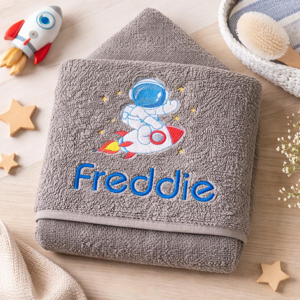 Childrens Astronaut Bath Towel | Spaceman Theme Gift | Bath Time Gift New Baby